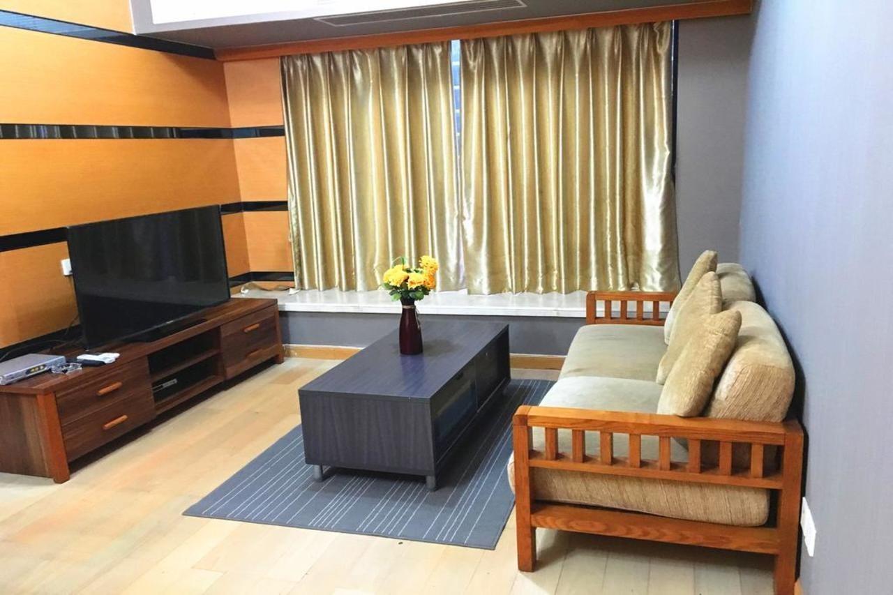 She & He Service Apartment Huifeng Гуанджоу Екстериор снимка