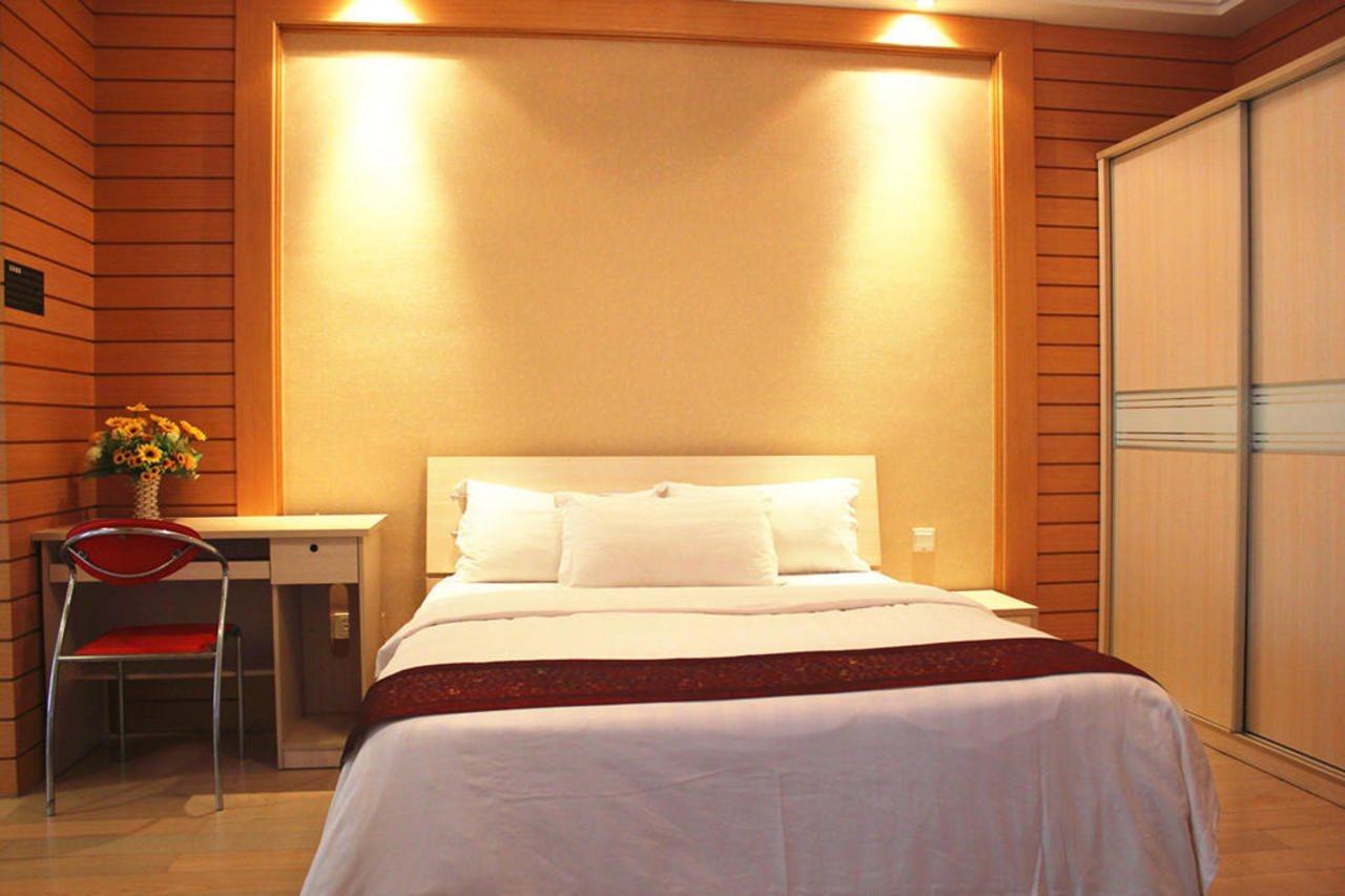 She & He Service Apartment Huifeng Гуанджоу Екстериор снимка
