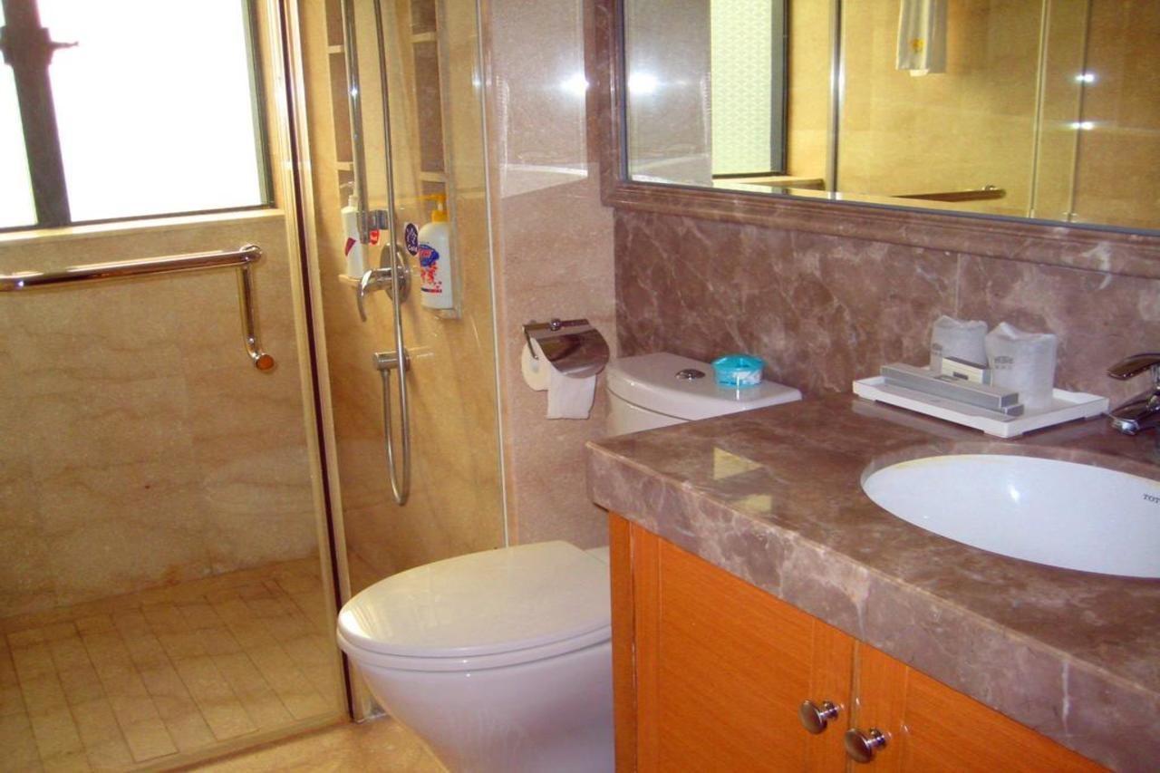 She & He Service Apartment Huifeng Гуанджоу Екстериор снимка