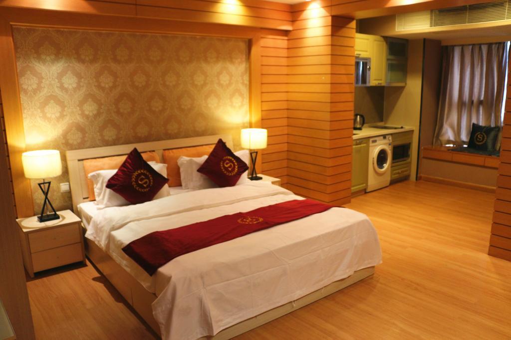She & He Service Apartment Huifeng Гуанджоу Екстериор снимка