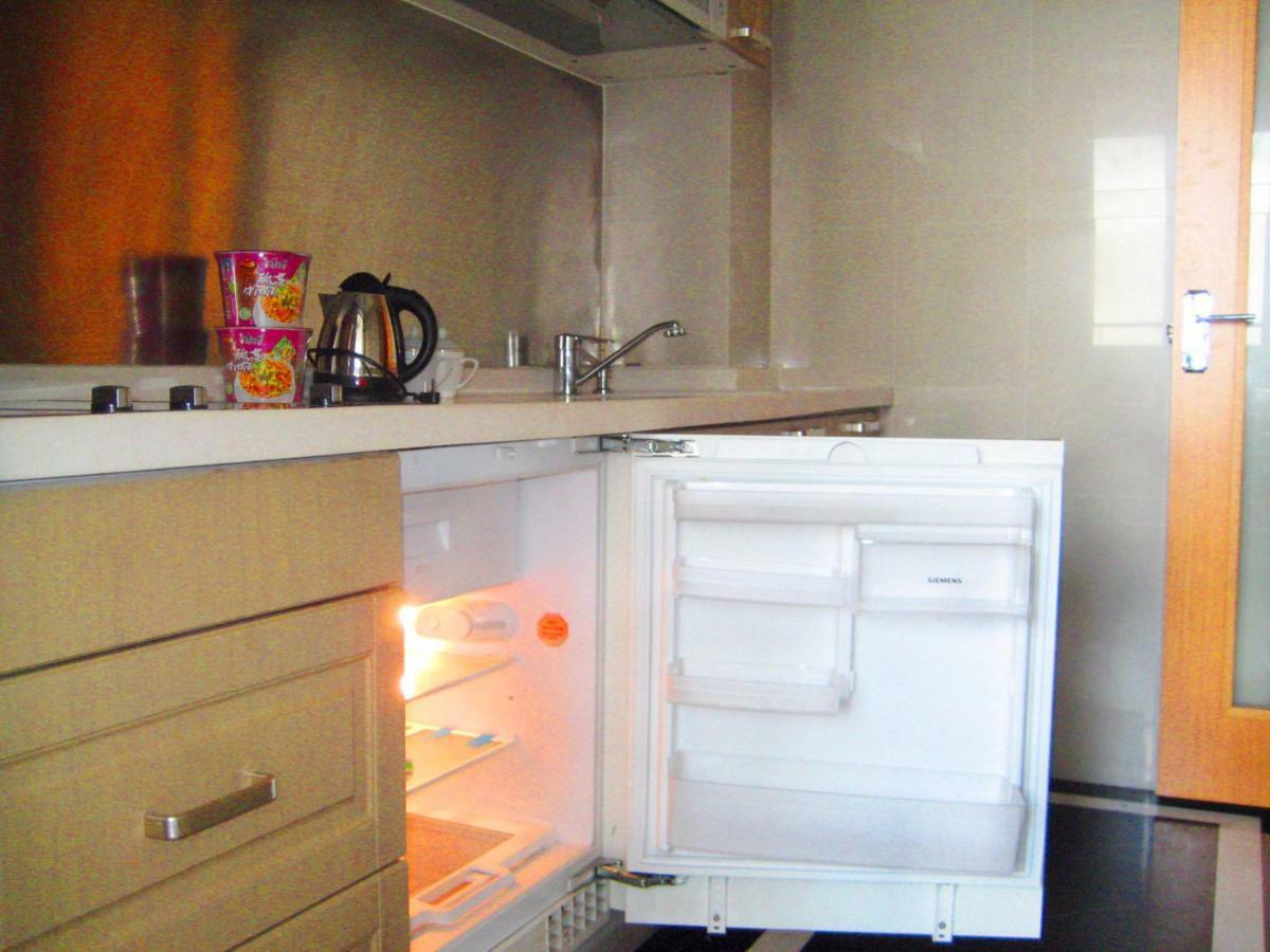 She & He Service Apartment Huifeng Гуанджоу Екстериор снимка